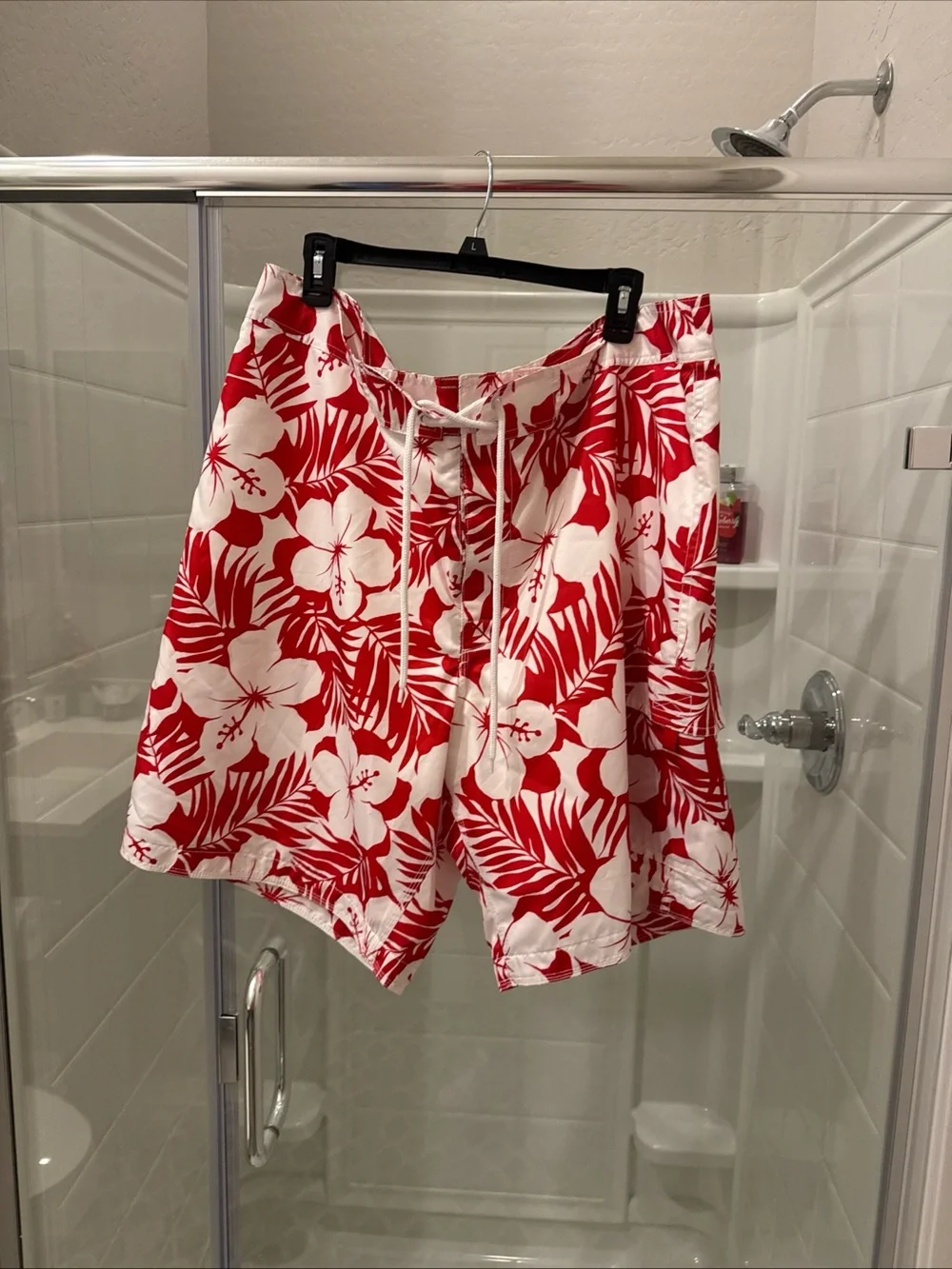 Mens gap  Red & White Floral trunks